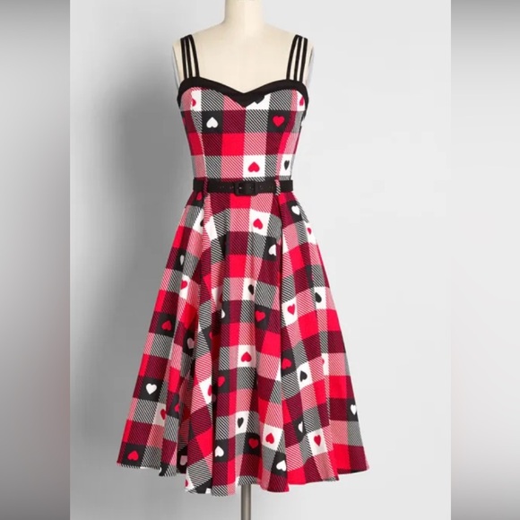 Collectif Red and Black Heart Plaid Dress US SIZE 14 UK SIZE 18 - Picture 1 of 1